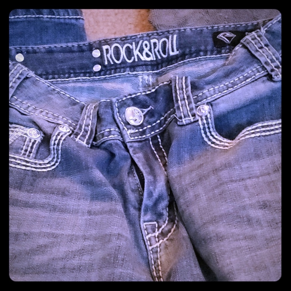 Rock and roll country girl jeand